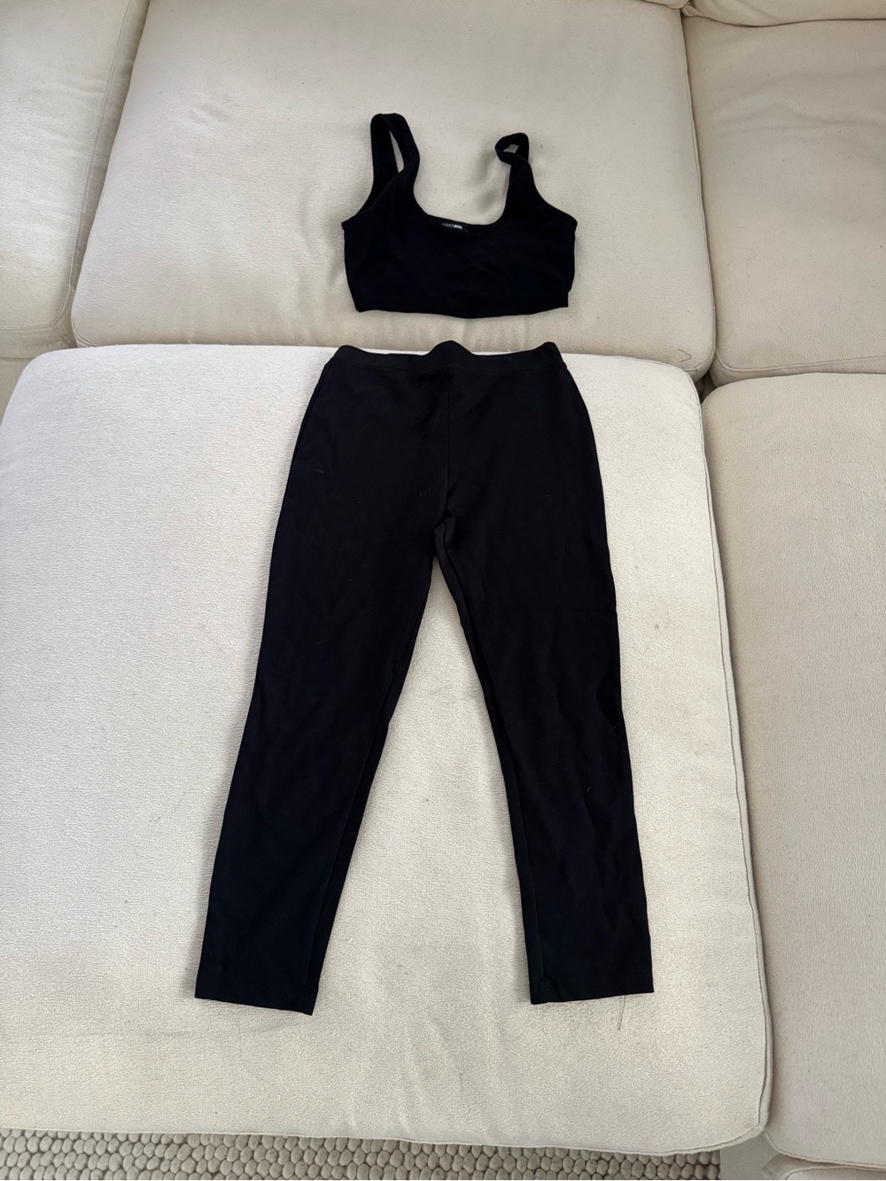 Fashion Nova Black 2 Piece Capri Leggings Set Small NWOT - Picture 3 of 3